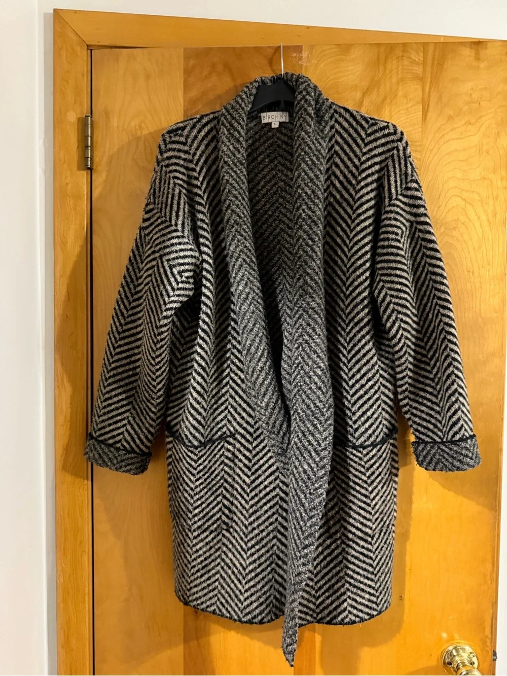 Black & Taupe Chevron Shawl-Collar Sweater Coat